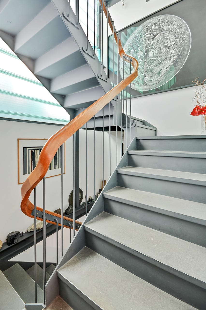 Private Residence: Sculptural staircase